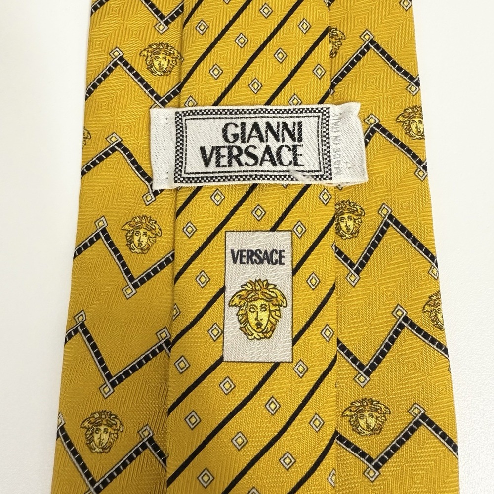 Gianni Versace Men's Tie Medusa Herringbone Orange Silk 3.5" (W) x 57" (L) euc